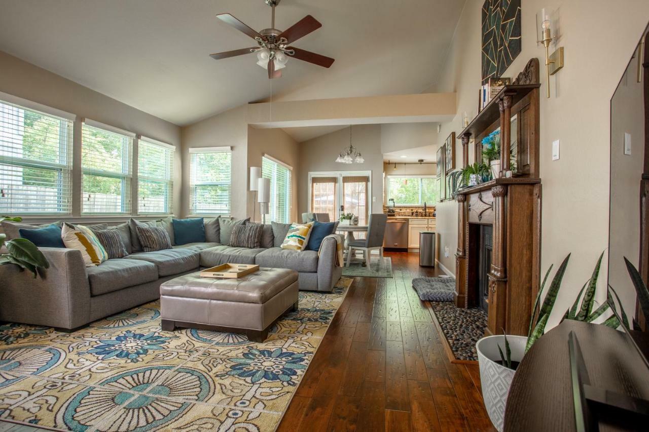 Comfortable, Family And Business Friendly 2Bd/2Ba House In North Austin Eksteriør billede